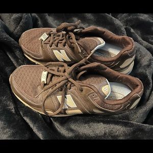Womens New Balance shoes